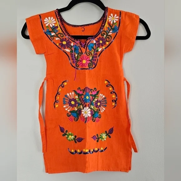 Little Girls Embroidered Mexican Dress -Size 2 Vestido Mexicano Bordado de niña - Picture 1 of 4